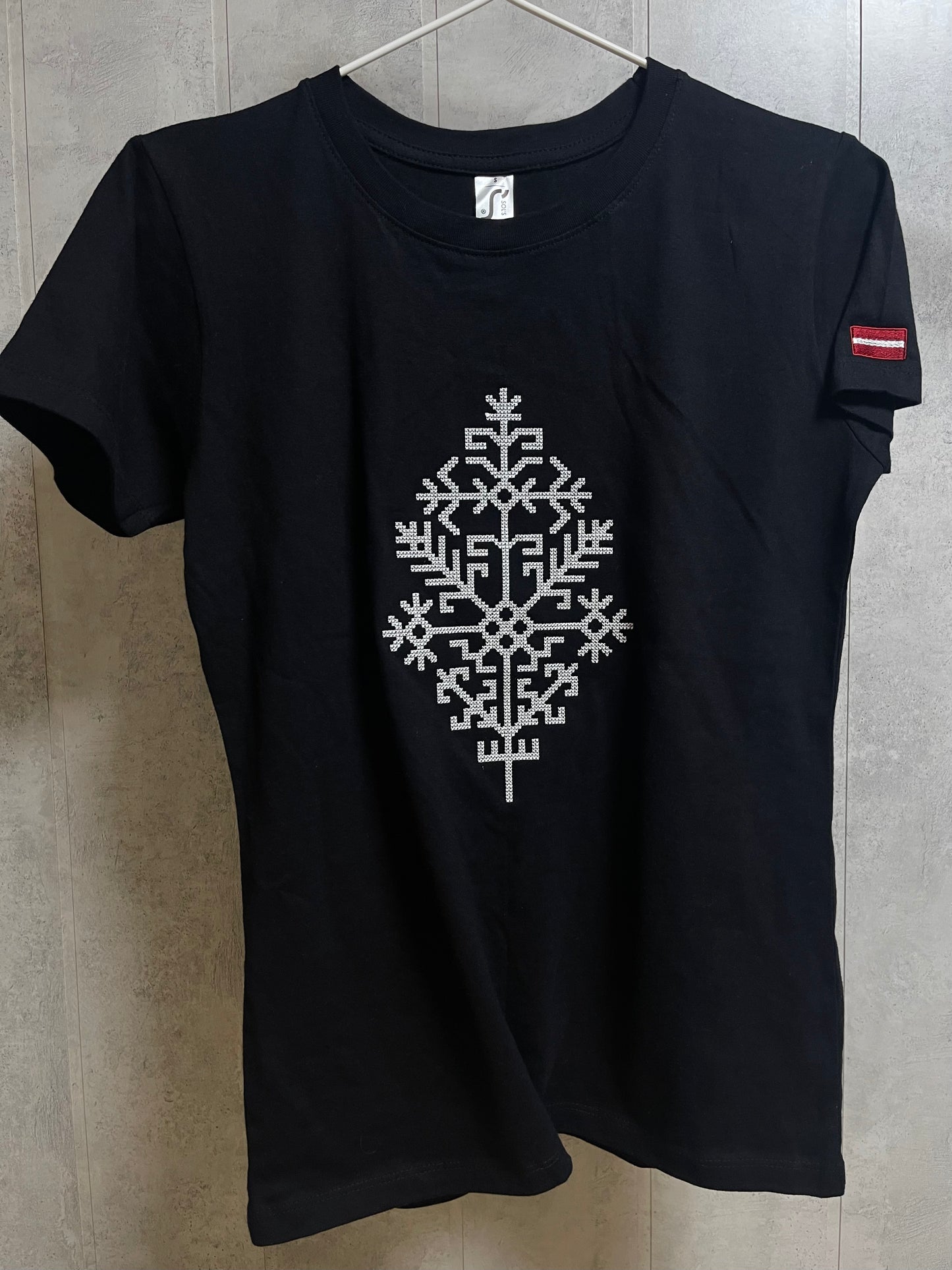 Sieviešu T-krekls ar Austras koku